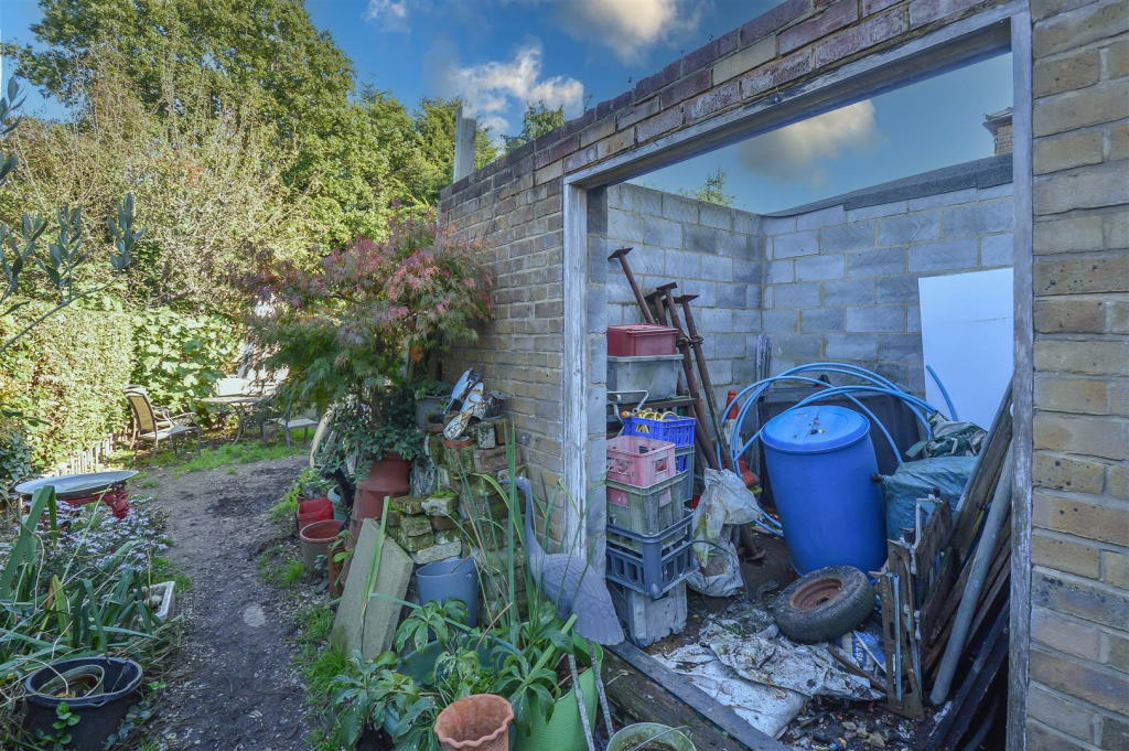 Additional image 13 of Ongar Road, Brentwood