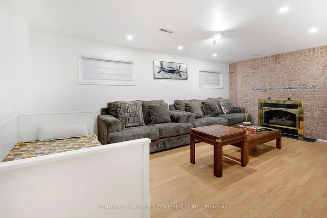 Additional image 30 of 66 Gondola Cres