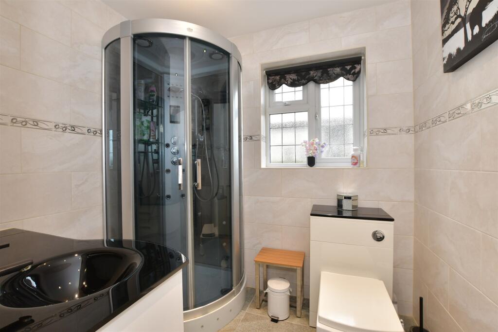 Additional image 17 of Salmonds Grove, Ingrave, Brentwood, Essex