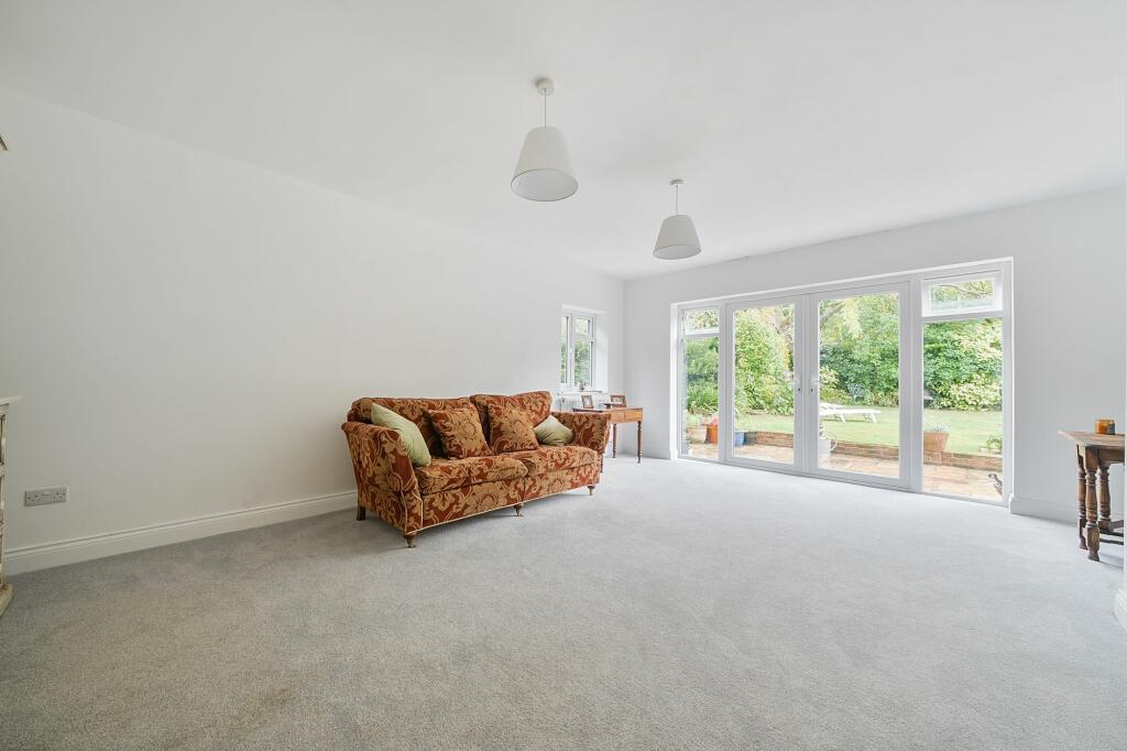 Additional image 7 of Loxford Road, Caterham, CR3