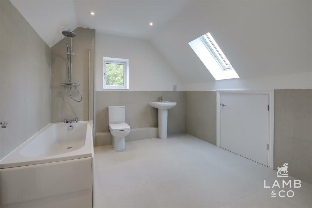 Additional image 13 of Orchard Close, Fronks Road, Dovercourt