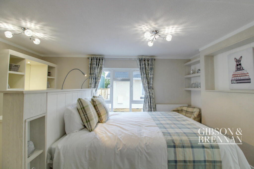 Additional image 21 of Hawkswood Road, Billericay, CM11