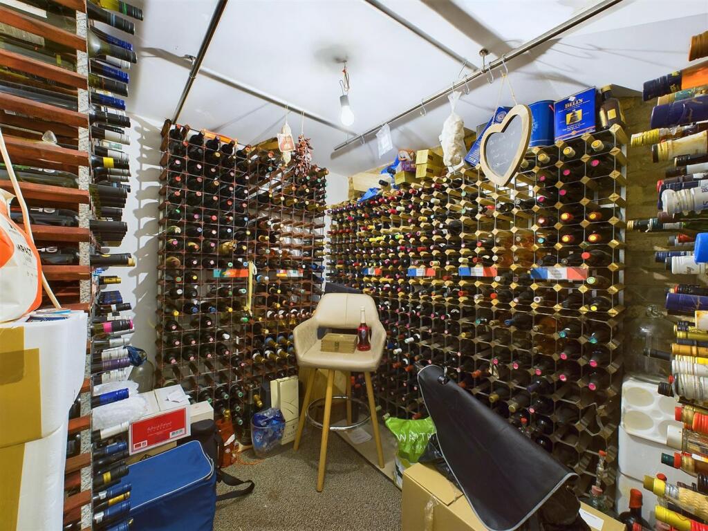 Additional image 14 of Whyteleafe Hill, Whyteleafe