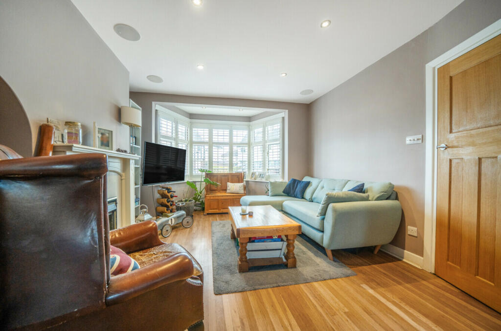 Additional image 8 of Oxford Close, Mitcham, CR4