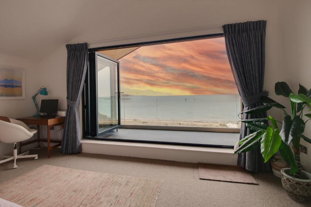 Additional image 26 of Eastern Promenade, Point Clear Bay, Essex, CO16