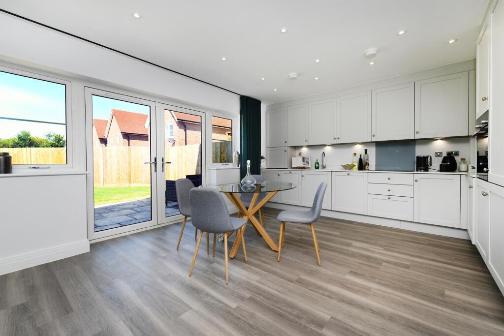 Additional image 6 of Hawthorn Close, Bicknacre, Chelmsford