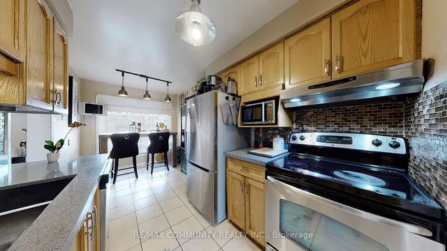 Additional image 10 of 27 Granada Cres