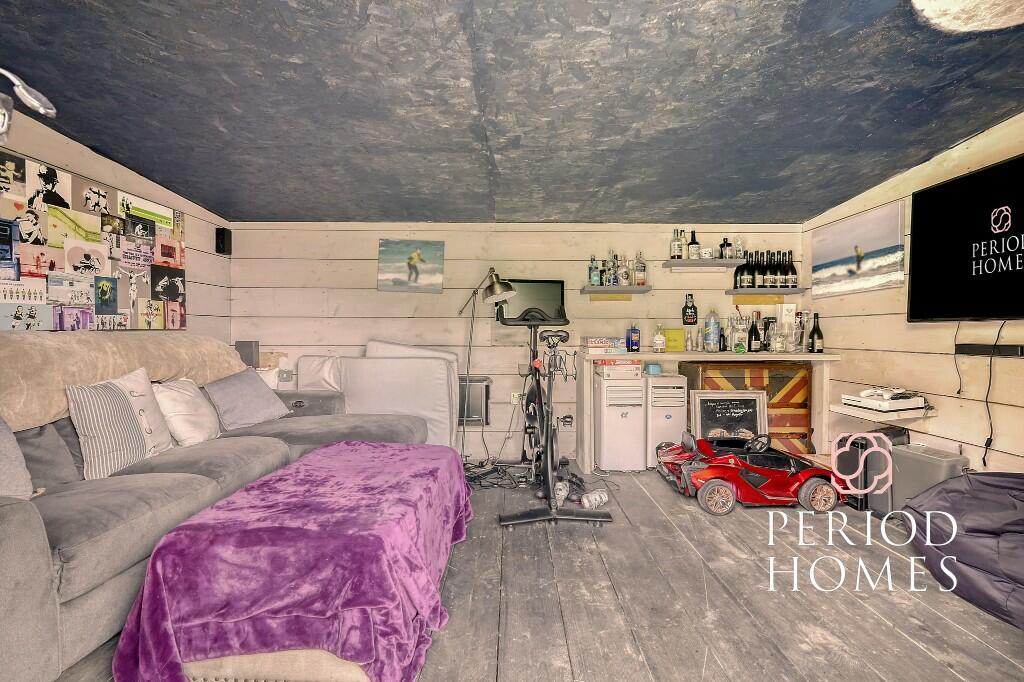 Additional image 19 of Brook End Road South, Chelmsford