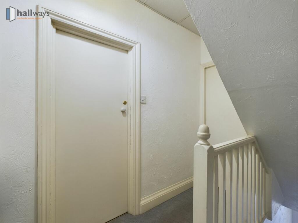 Additional image 9 of a Brighton Road, Coulsdon