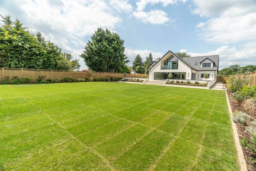 Additional image 57 of Broomhills Chase, Little Burstead, Billericay