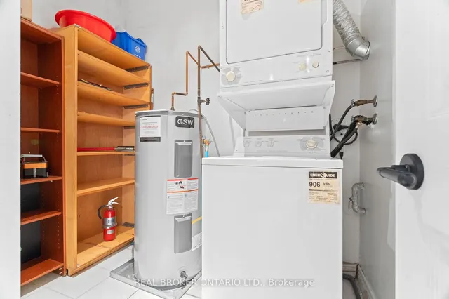 Additional image 17 of 1 Leaside Park Dr Unit 404