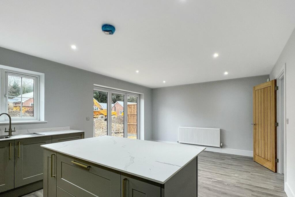 Additional image 7 of Cats Lane, Sudbury, CO10