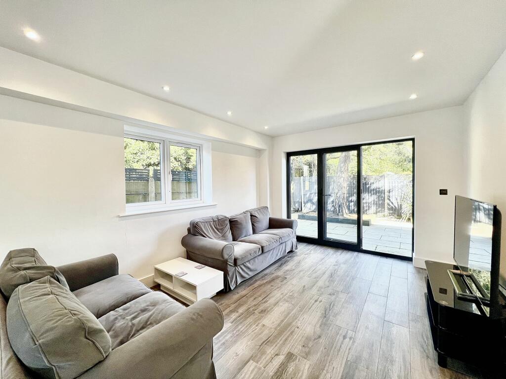 Additional image 5 of Kingsdown Avenue, South Croydon, CR2