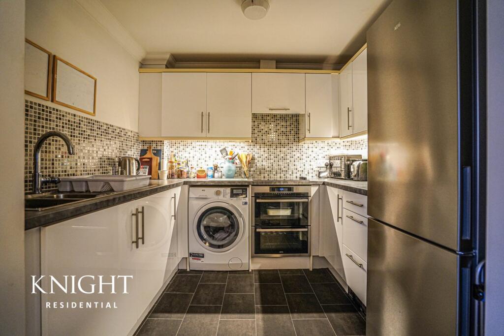 Additional image 5 of Groves Close, Colchester, CO4