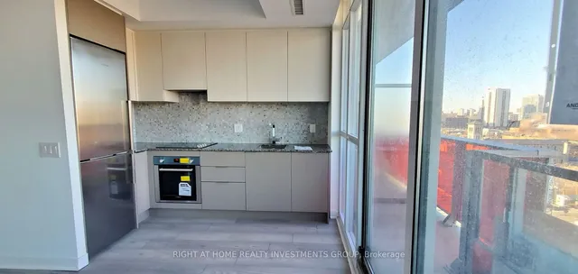 Additional image 7 of 120 Parliament St Unit 1208