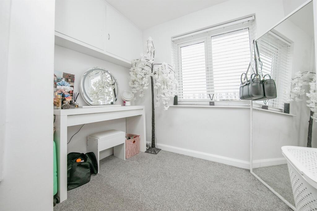 Additional image 10 of Richmond Crescent, Harwich