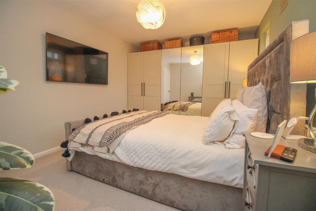 Additional image 8 of The Hoo, Old Harlow