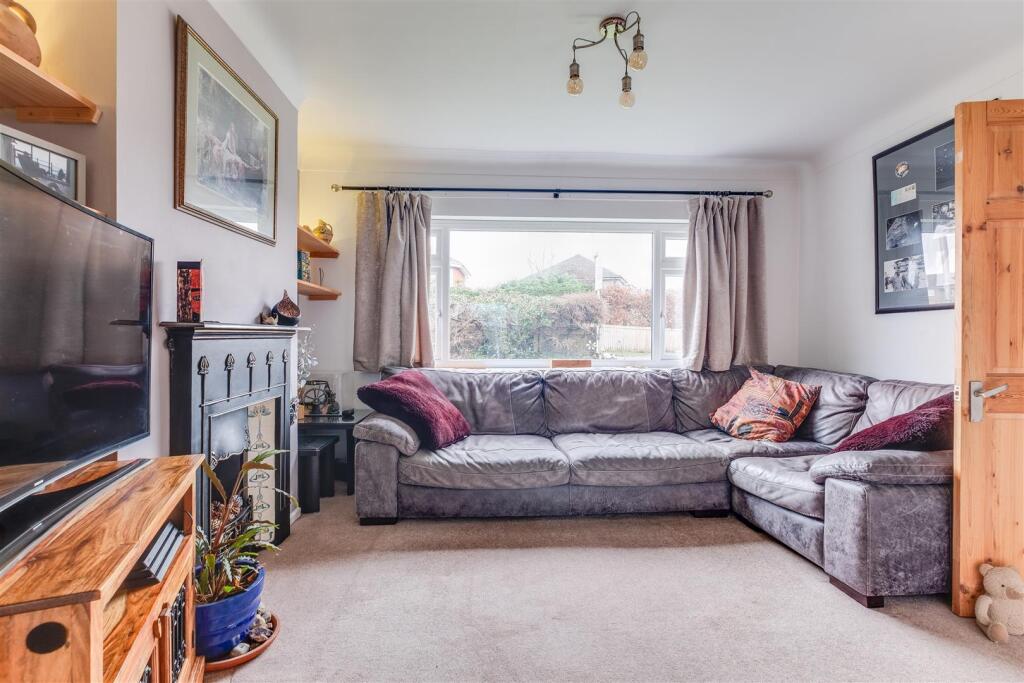 Additional image 5 of The Quillet, Neston