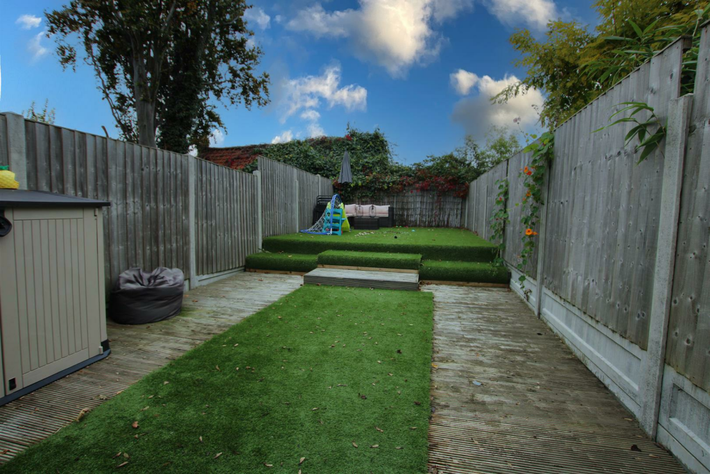Additional image 8 of Crescent Road, Warley, Brentwood