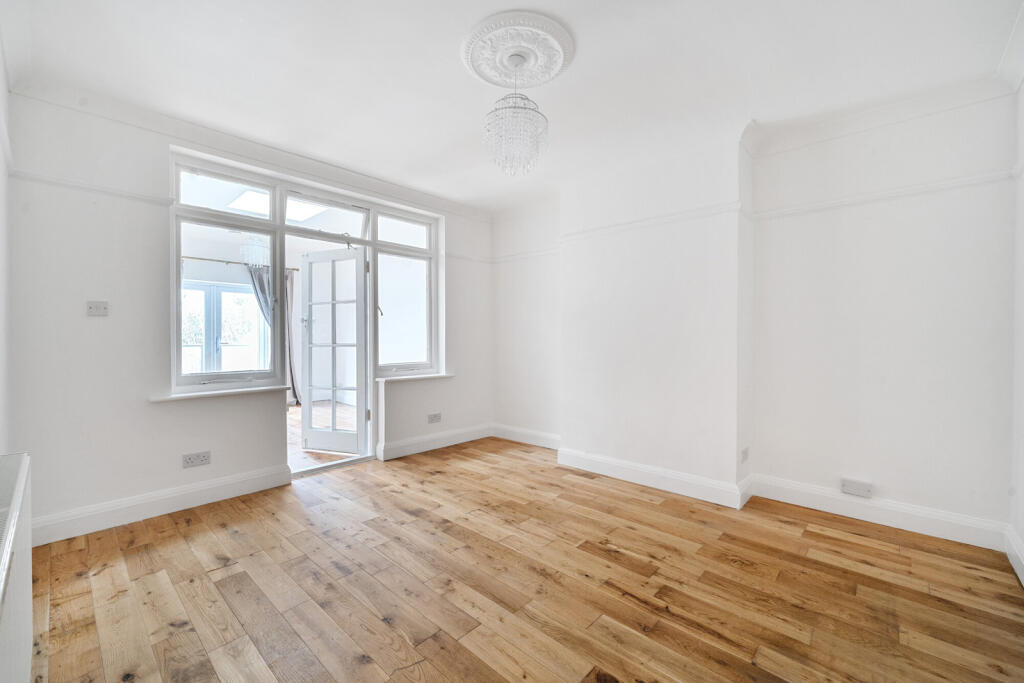 Additional image 6 of Ridgemount Avenue, Croydon