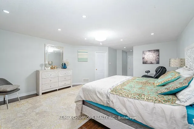 Additional image 24 of 78 Larkspur Rd