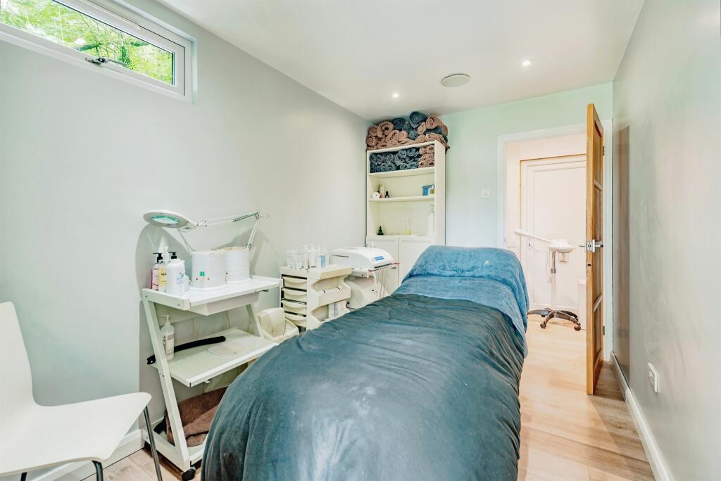 Additional image 18 of Church Lane Drive, Coulsdon