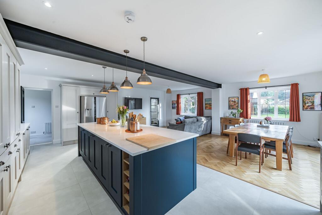 Additional image 6 of Essendene Road, Caterham, CR3