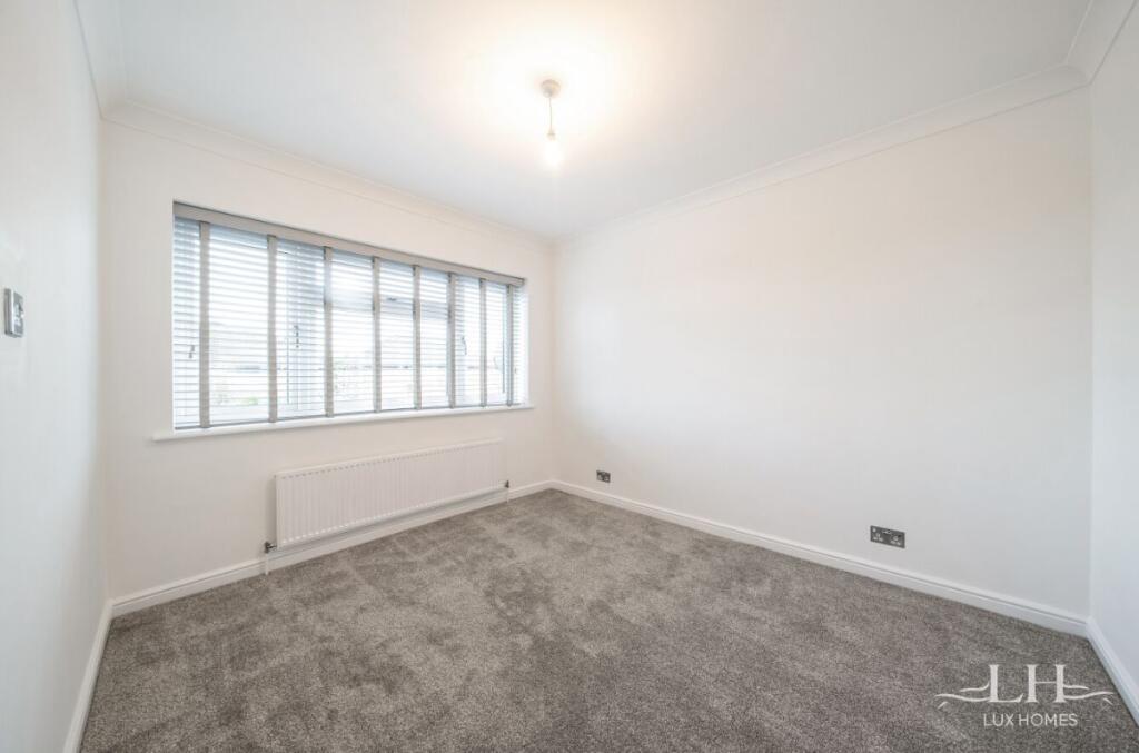 Additional image 14 of Doddinghurst Road, Brentwood