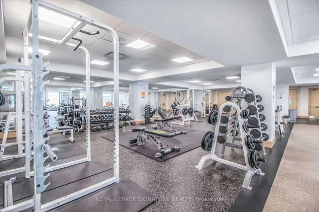 Additional image 38 of 10 Yonge St Unit 413