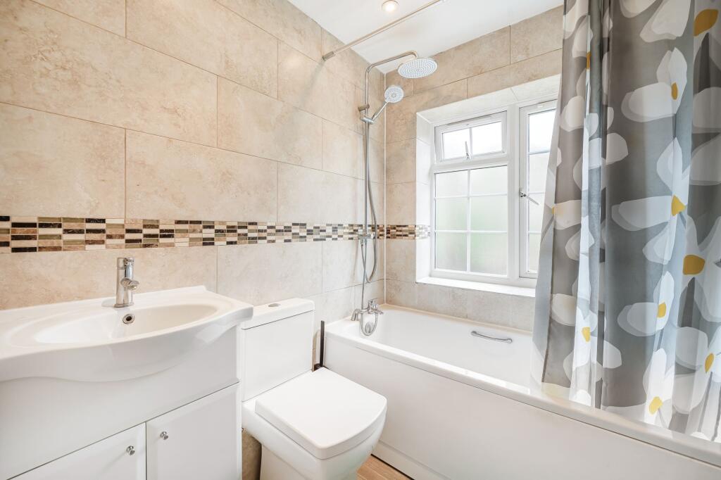 Additional image 10 of Croydon Road, Caterham, CR3