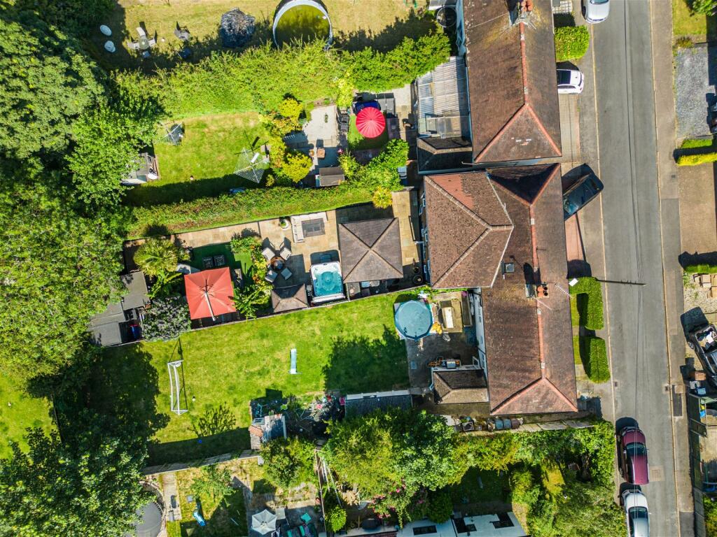 Additional image 26 of Mansfield, High Wych, Sawbridgeworth, CM21 0JT