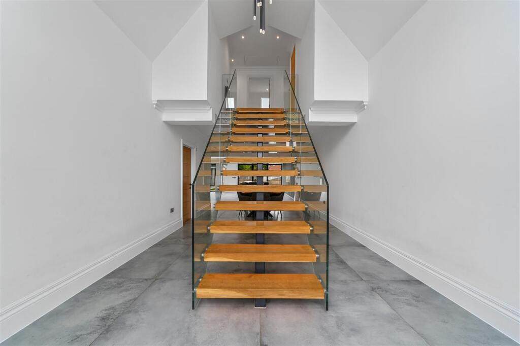 Additional image 5 of High Spec Living, Weeley Heath