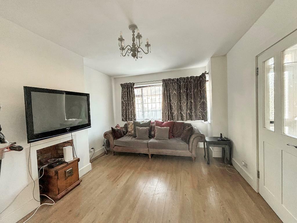 Additional image 11 of Benhurst Gardens, Selsdon, South Croydon, CR2 8NU