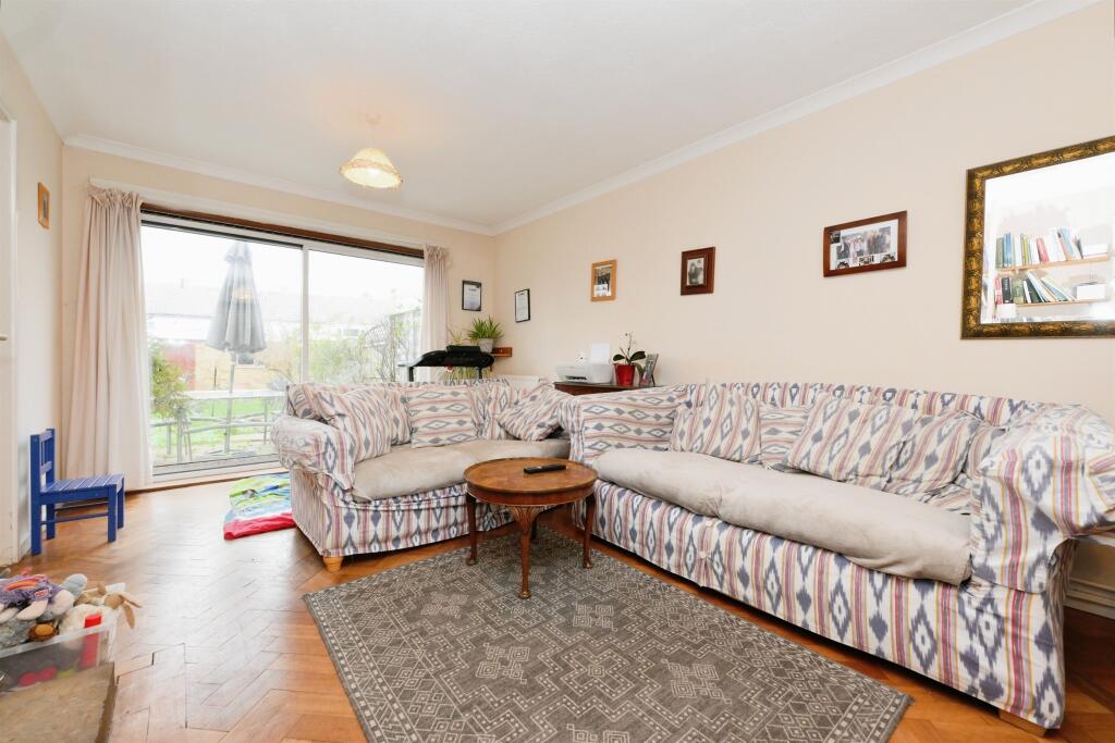 Additional image 4 of Finchmoor, Harlow