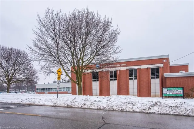 Additional image 36 of 121 Morgan Ave Unit 9