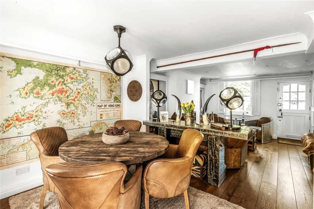 Additional image 6 of The Green, Woldingham, Surrey, CR3