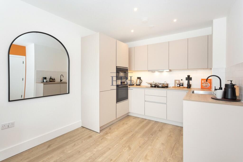 Additional image 3 of London Square Croydon, 6-44 Station Road, Croydon, CR0