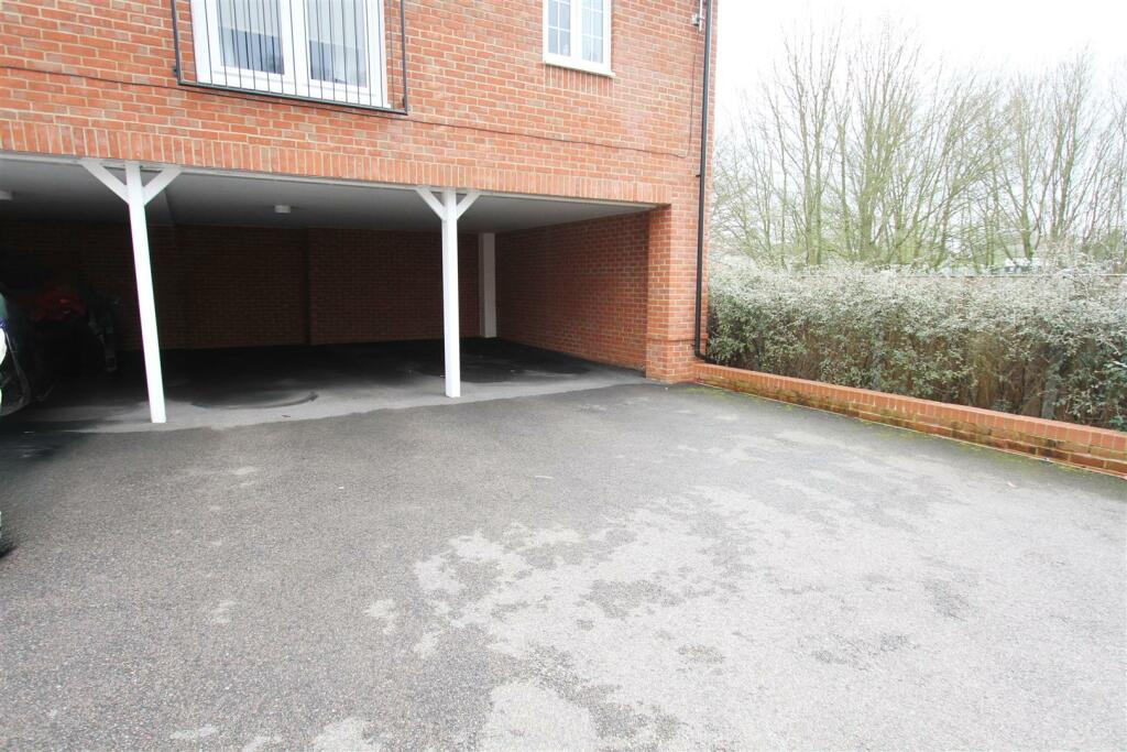 Additional image 18 of Rosebay Avenue, Billericay