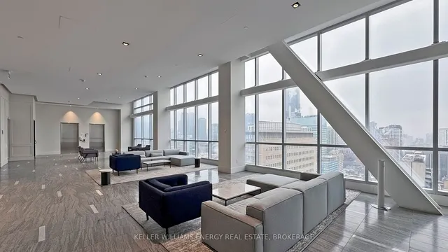 Additional image 29 of 488 University Ave Unit 3307