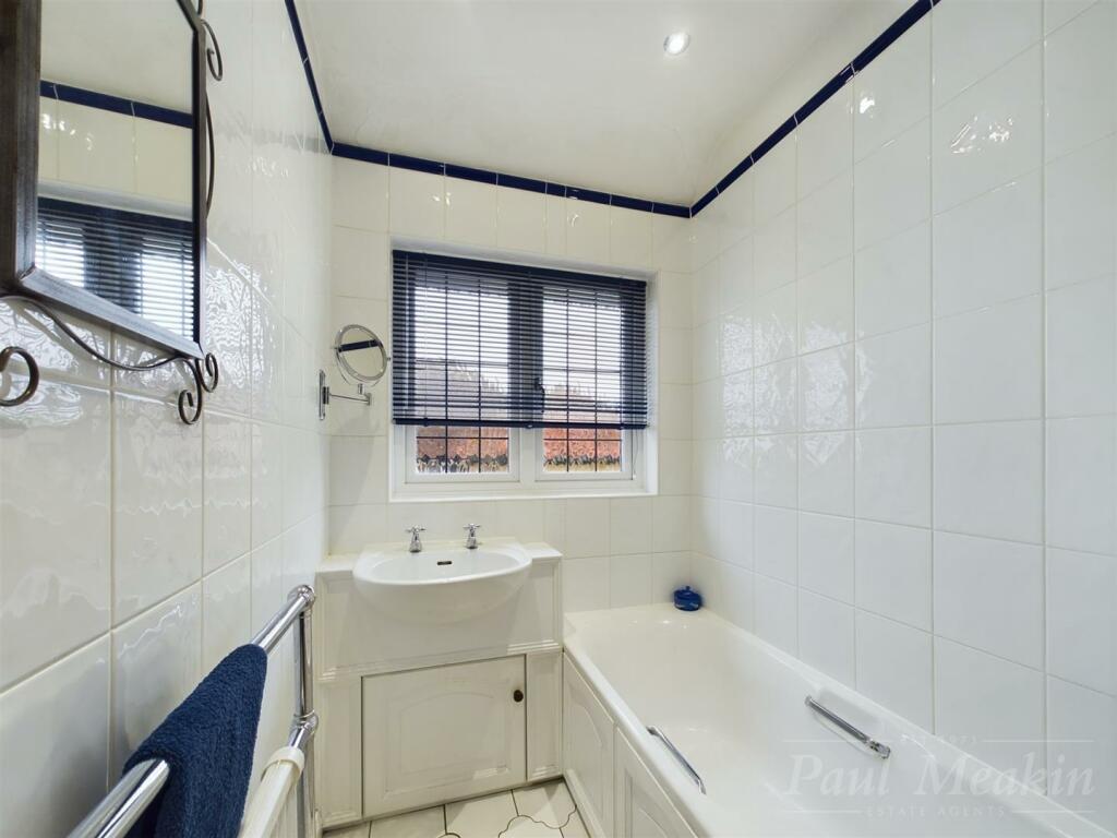Additional image 12 of Briton Crescent, South Croydon