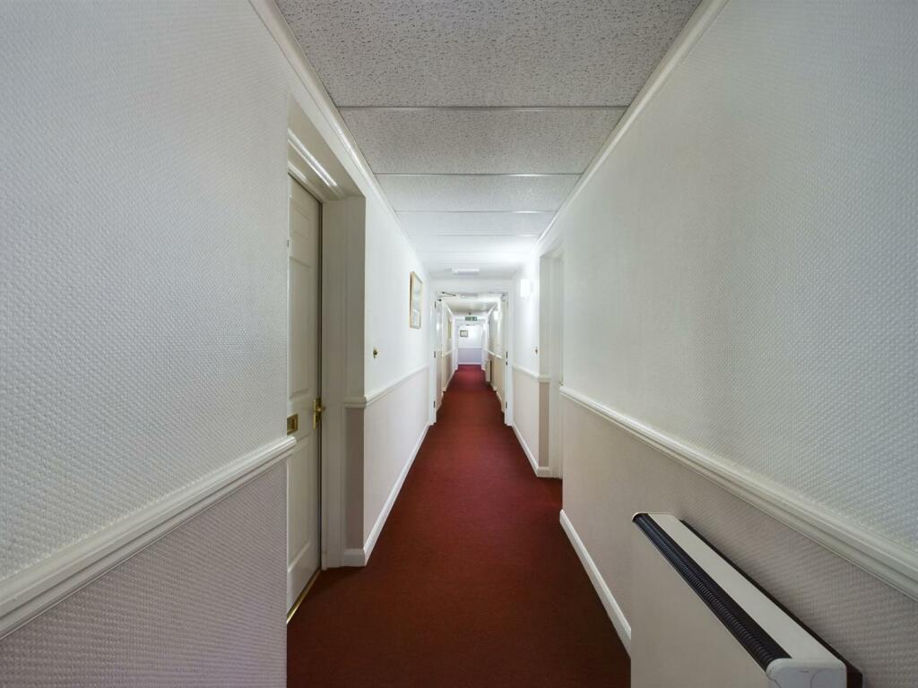 Additional image 7 of Brighton Road, Coulsdon