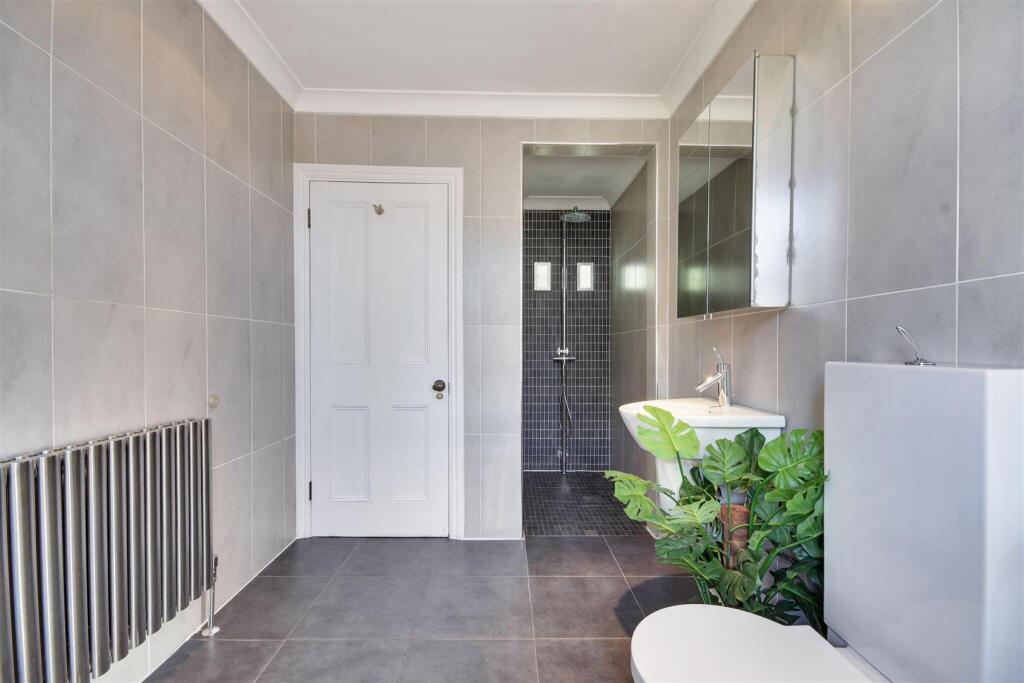 Additional image 29 of Hillwood Grove, Hutton Mount, Brentwood