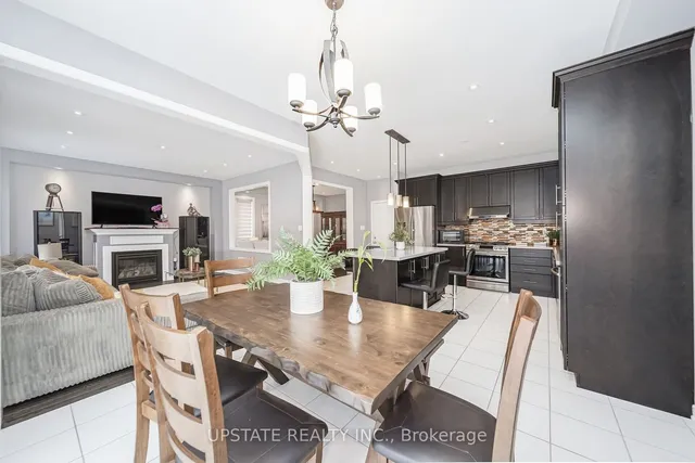 Additional image 12 of 22 Allegro Dr