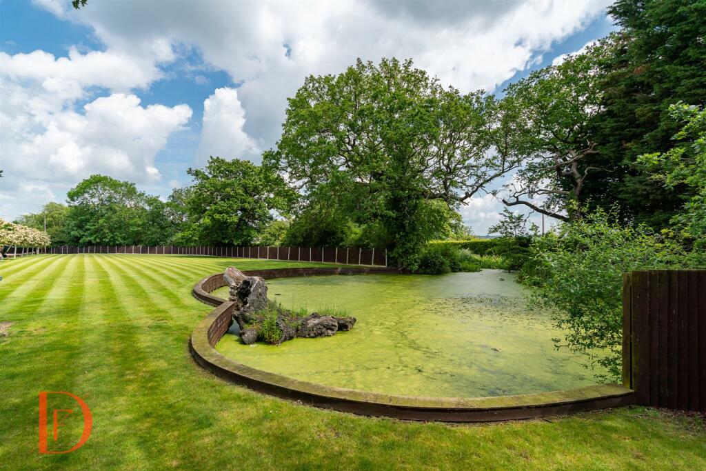 Additional image 41 of Coopersale Lane, Theydon Bois