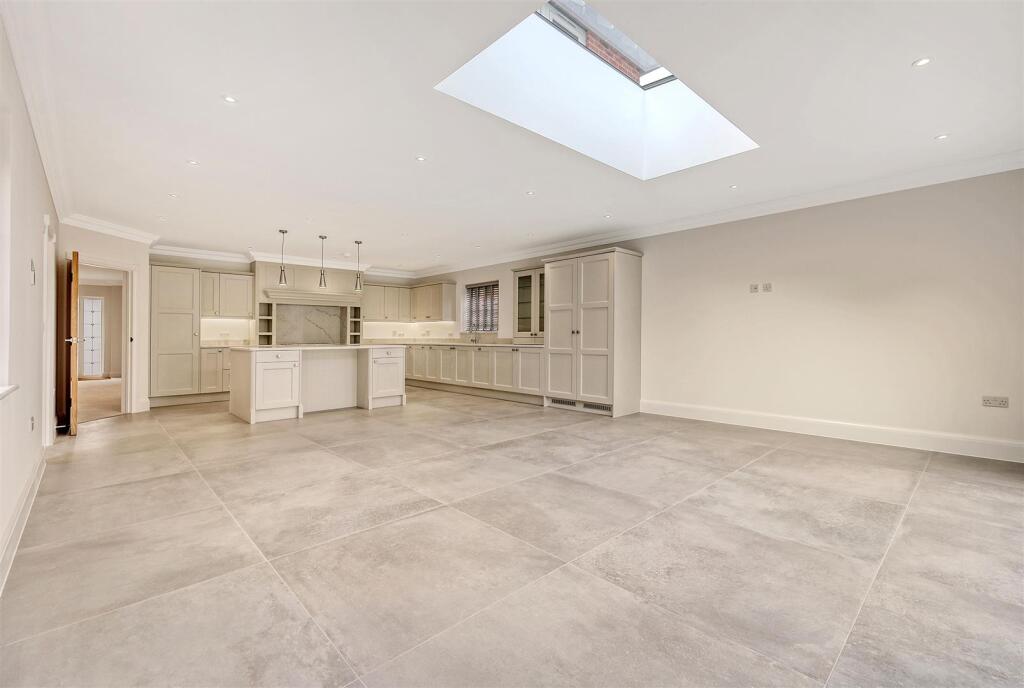 Additional image 8 of Kingsley Road, Hutton, Brentwood