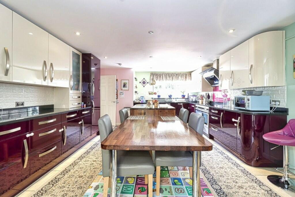 Additional image 10 of Broadoaks Crescent, Braintree, Essex, CM7