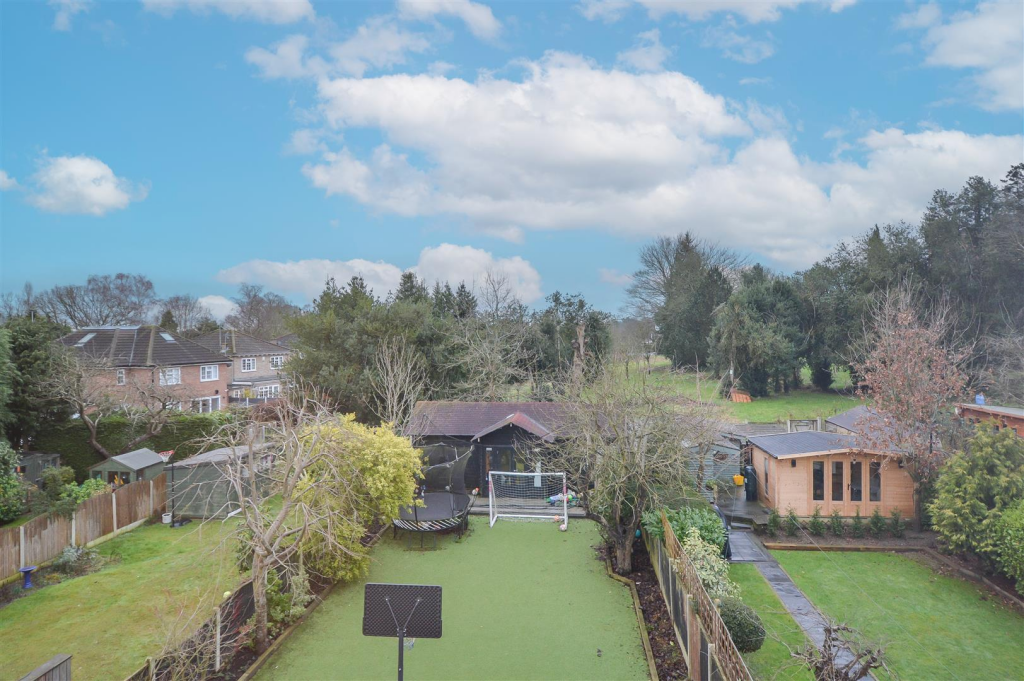 Additional image 23 of St. Nicholas Grove, Ingrave, Brentwood