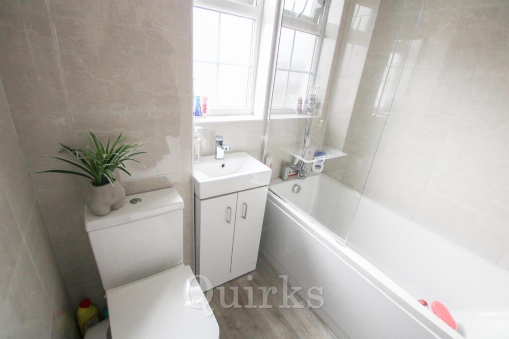 Additional image 7 of Rutherford Close, Billericay