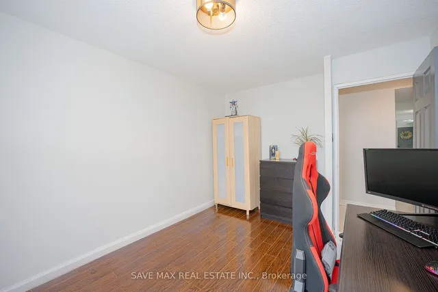 Additional image 28 of 17 Knightsbridge Rd Unit 609