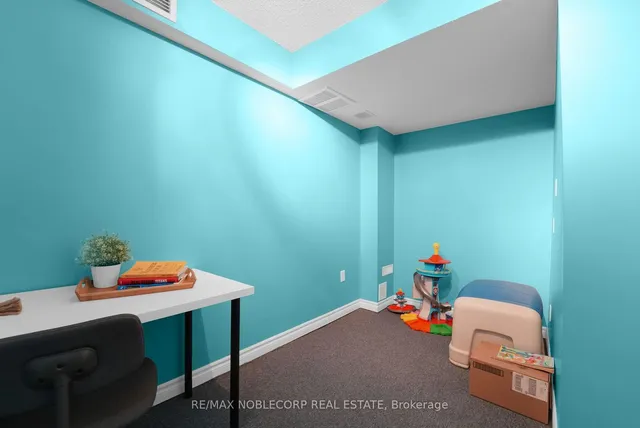 Additional image 31 of 75 Red Maple Dr